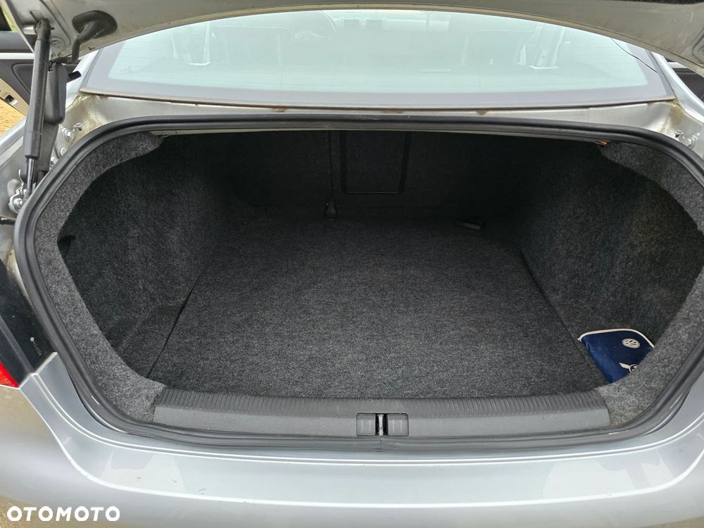 Volkswagen Jetta 1.4 TSI Comfortline - 20