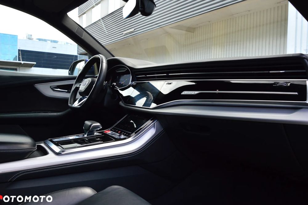Audi Q8 50 TDI mHEV Quattro Tiptronic - 18
