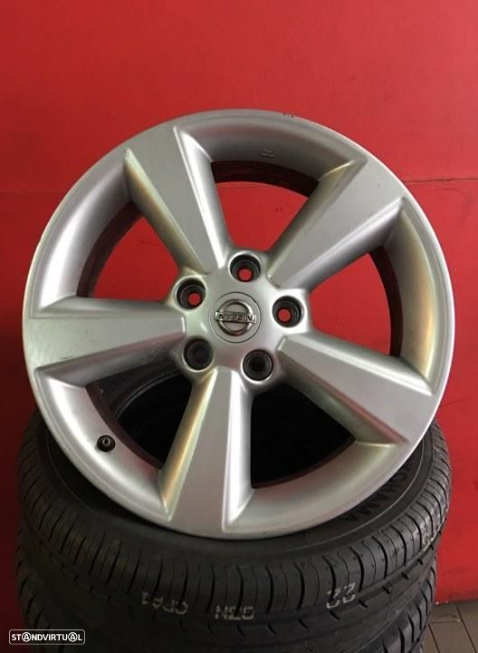Jantes 17 Originais nissan qasquai 6.5x17 usadas com pneus usados em bom estado - 1