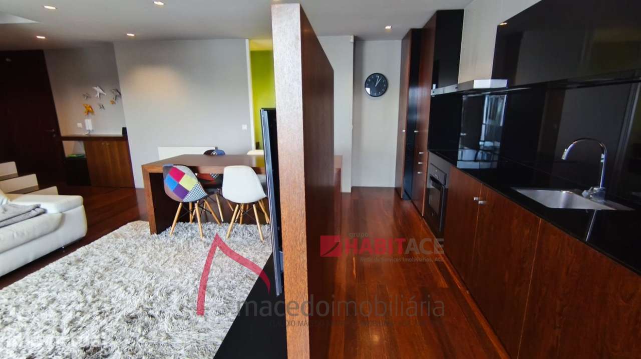 Apartamento T2 Triplex  Póvoa de Varzim - Grande imagem: 2/28