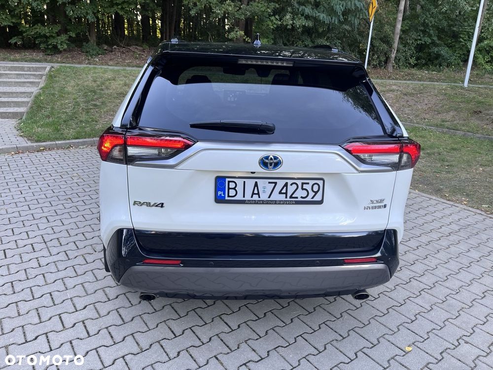 Toyota RAV4 - 2