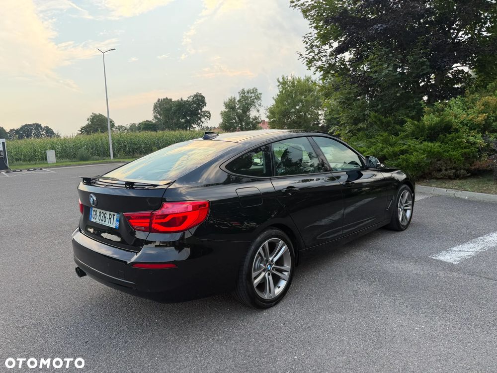 BMW 3GT 320i GPF xDrive Sport Line sport - 16