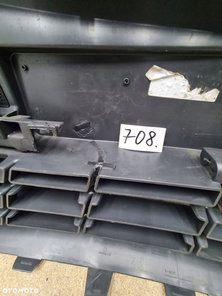 MERCEDES VITO W447 ZDERZAK PRZÓD PDC - 11