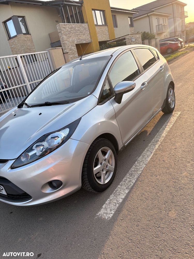 Ford Fiesta 1.6 TDCI Trend - 8