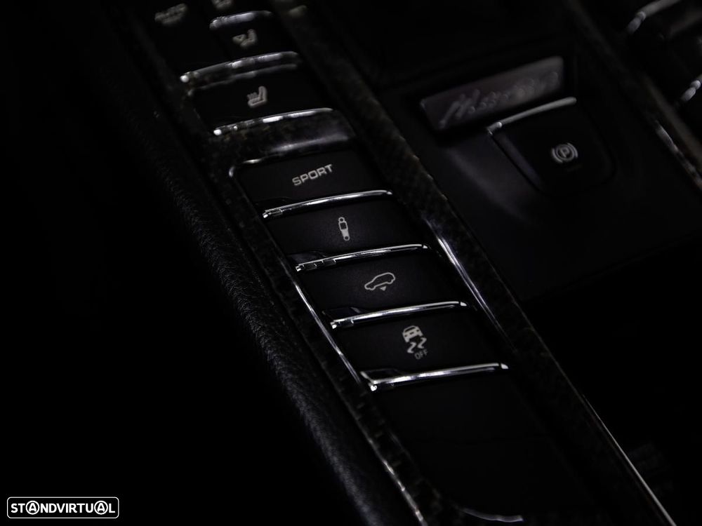 Porsche Macan S - 23