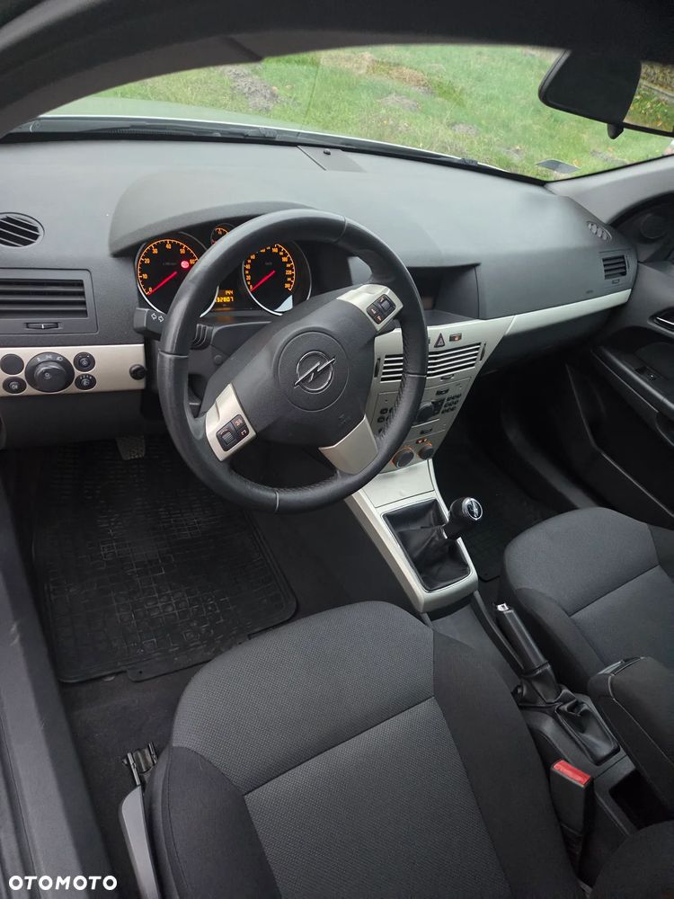 Opel Astra III 1.6 111 - 6