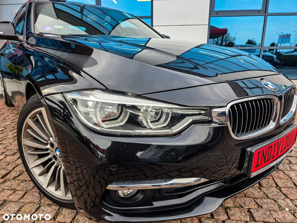 BMW Seria 3 320i GPF xDrive Luxury Line - 12