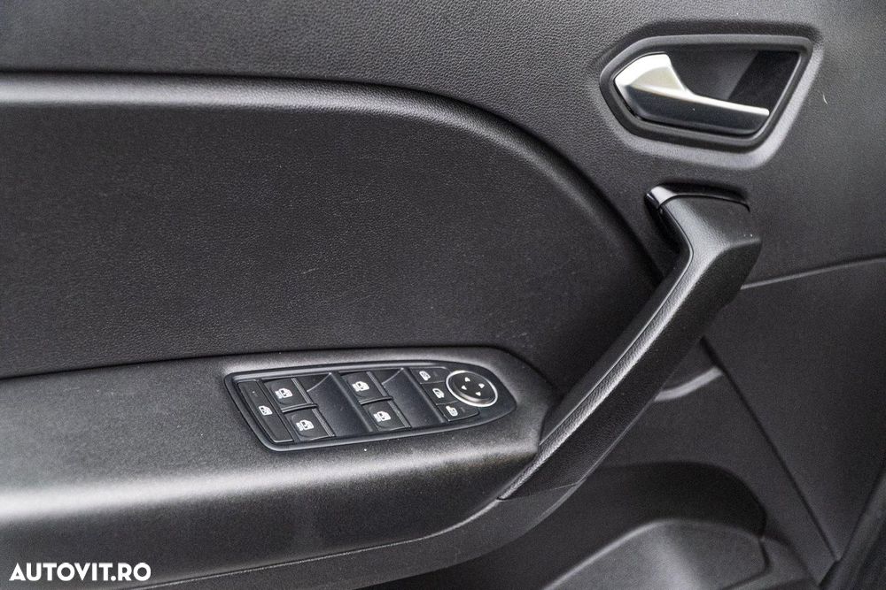 Renault Captur TCe 90 Evolution - 24