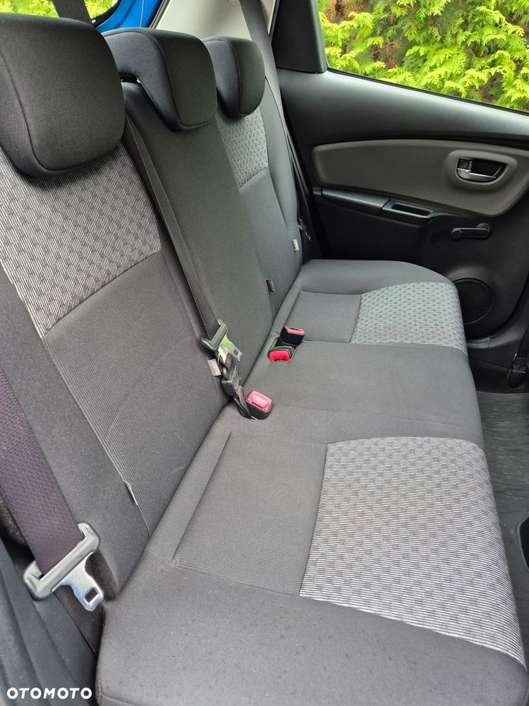 Toyota Yaris 1.33 Premium - 13