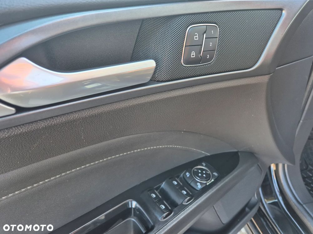 Ford Mondeo 2.0 TDCi STart-Stopp PowerShift-Aut ST-Line - 22