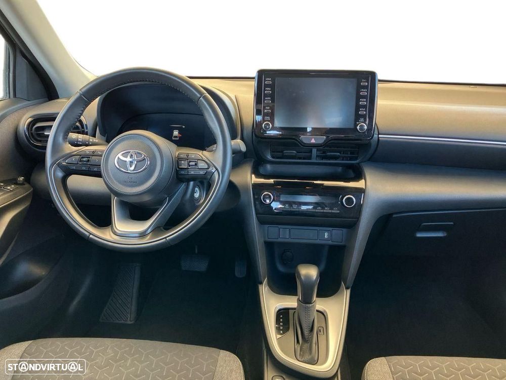 Toyota Yaris Cross 1.5 HDF Comfort Plus - 8