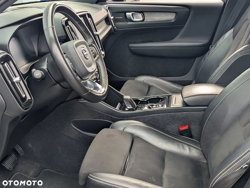Volvo XC 40 T5 AWD R-Design - 18