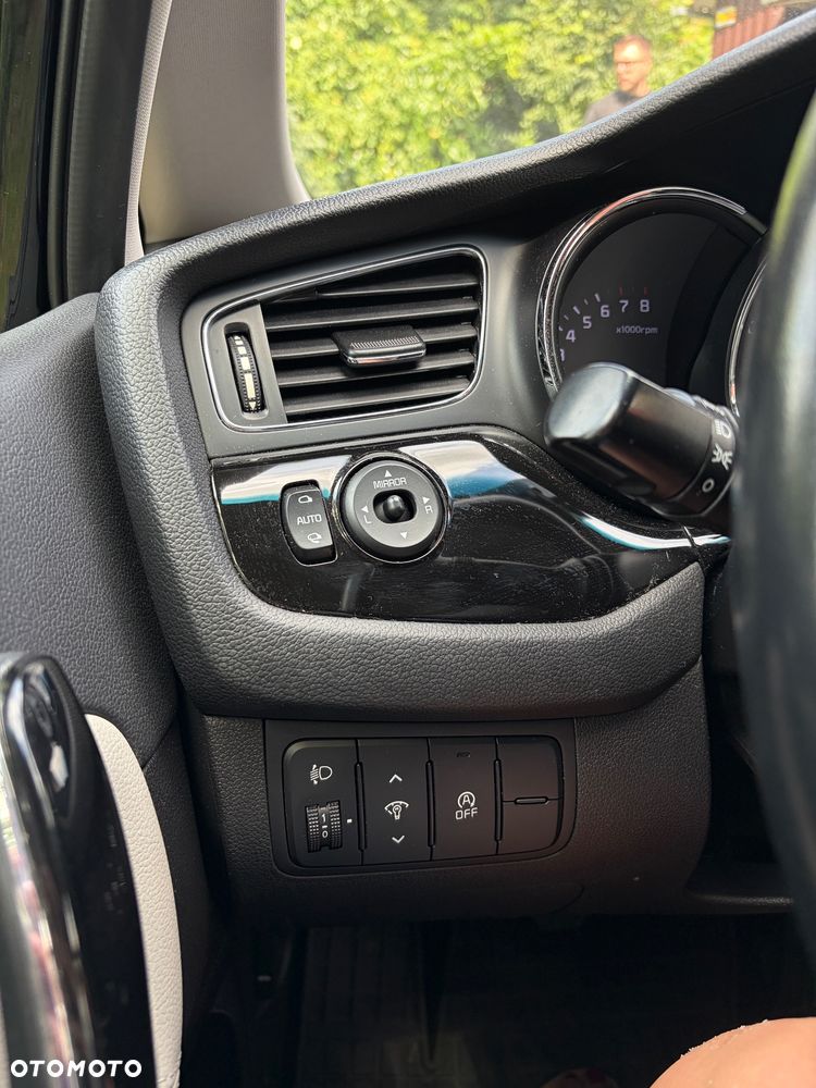 Kia Ceed 1.6 GDI Business Line - 10