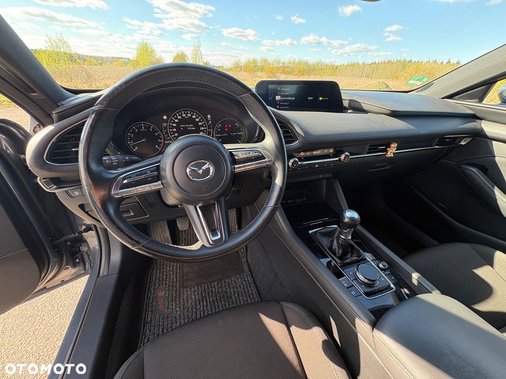 Mazda 3 SKYACTIV-G 2.0 M-Hybrid 150 - 24