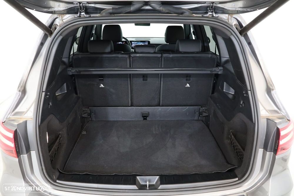 Mercedes-Benz GLB 200 d Progressive - 18