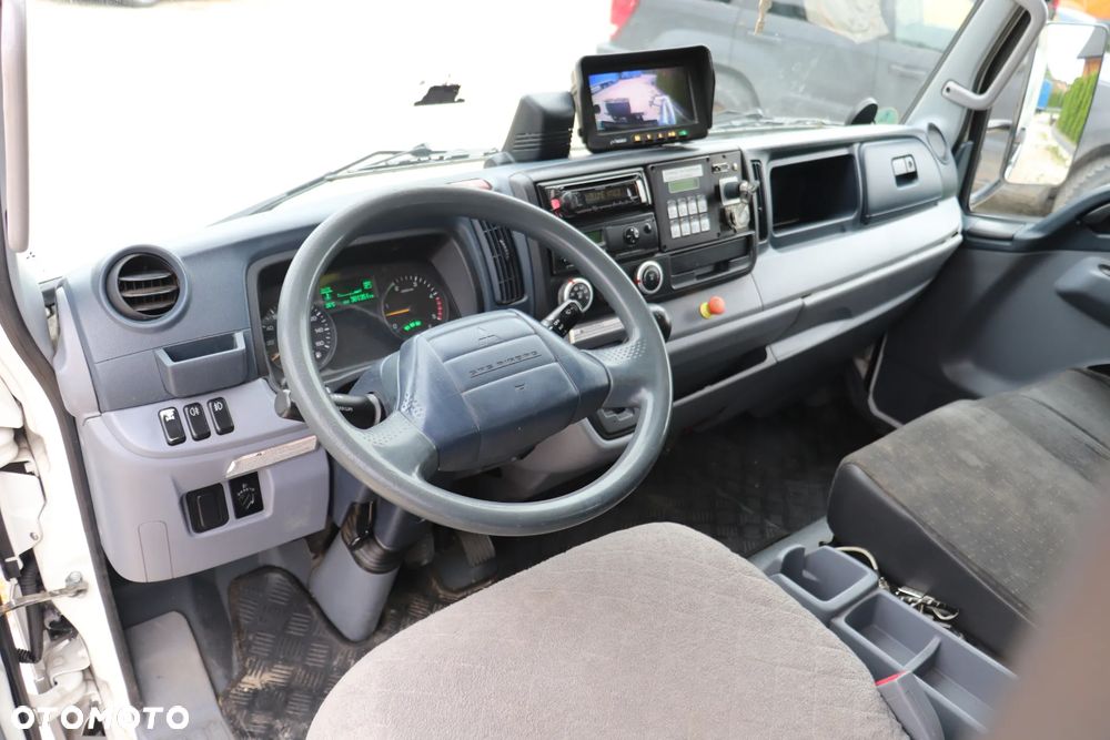 Mitsubishi Fuso Canter - 9