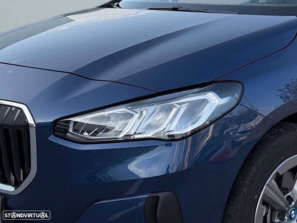 BMW 225xe Active Tourer - 3