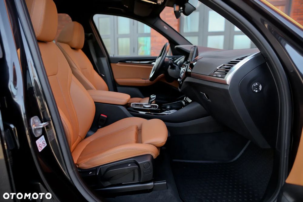 BMW X3 xDrive20d xLine - 23