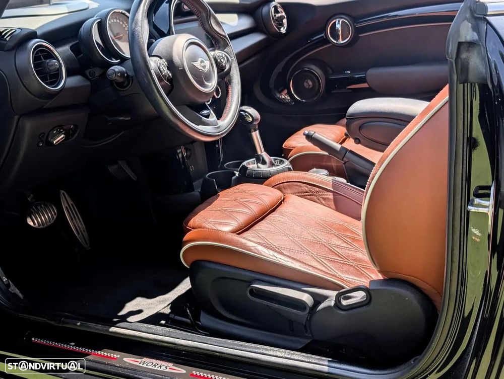 MINI Cabrio John Cooper Works Premium JCW Plus — fotografia 14