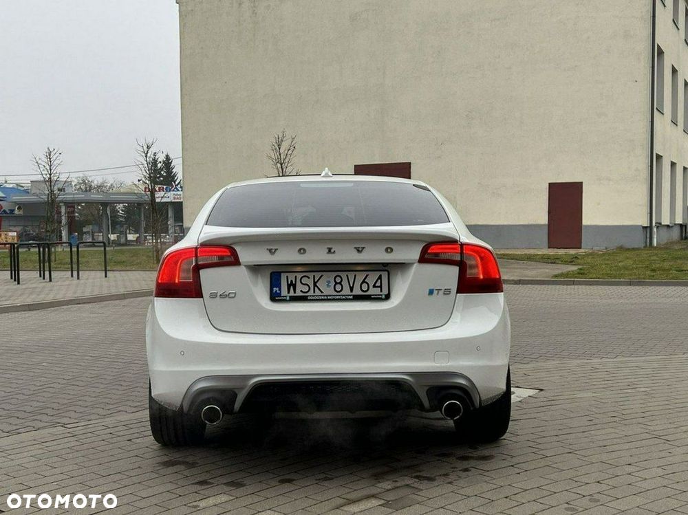Volvo S60 - 4
