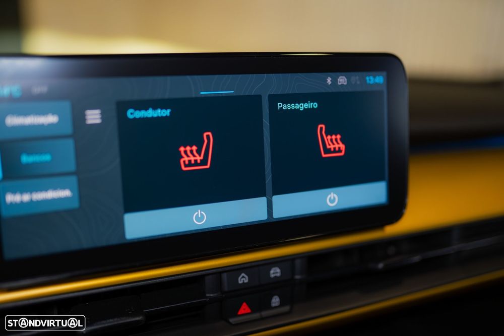 Jeep Avenger Summit - 31