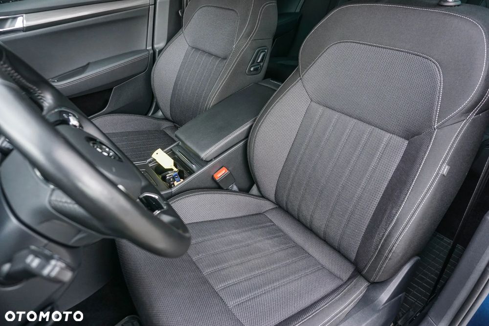 Skoda Superb 2.0 TDI SCR Style DSG - 28
