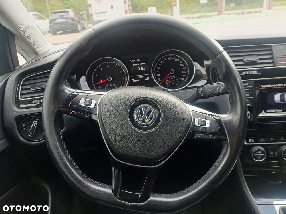 Volkswagen Golf 1.4 TSI BMT Highline - 18