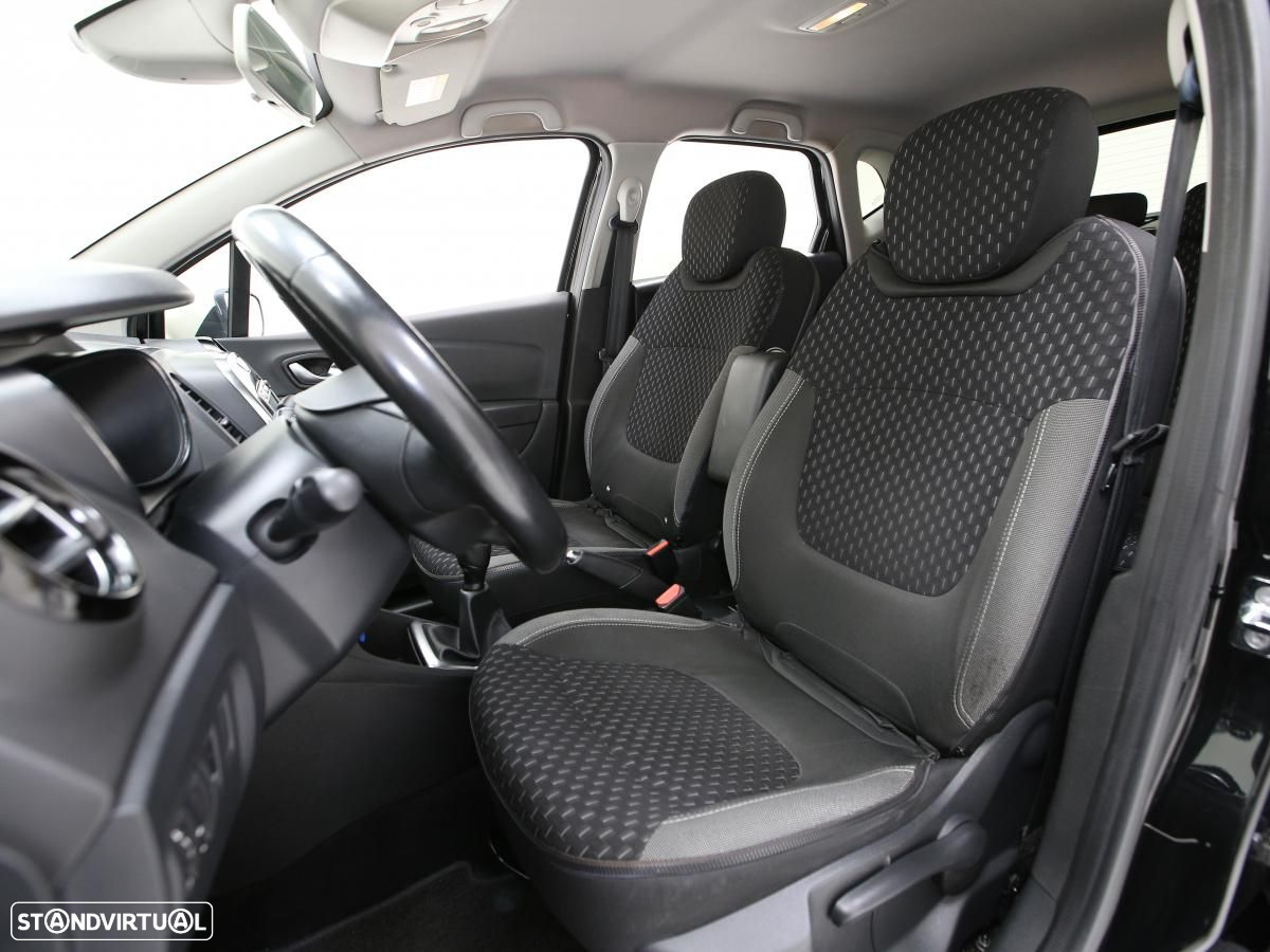 Renault Captur 1.5 dCi Exclusive - 6
