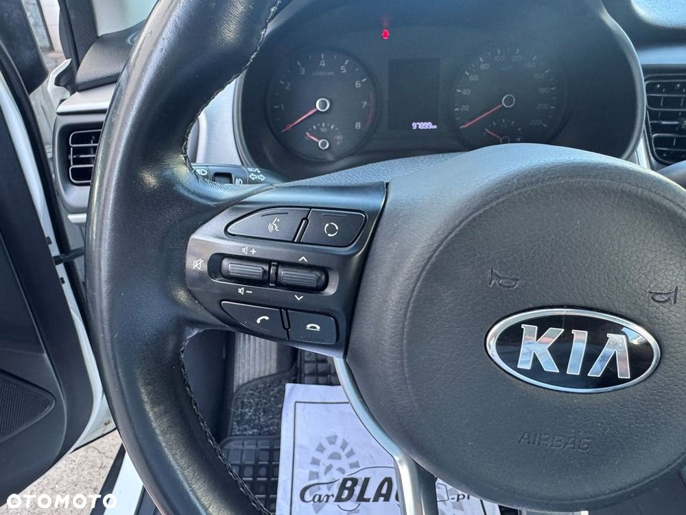 Kia Stonic - 22