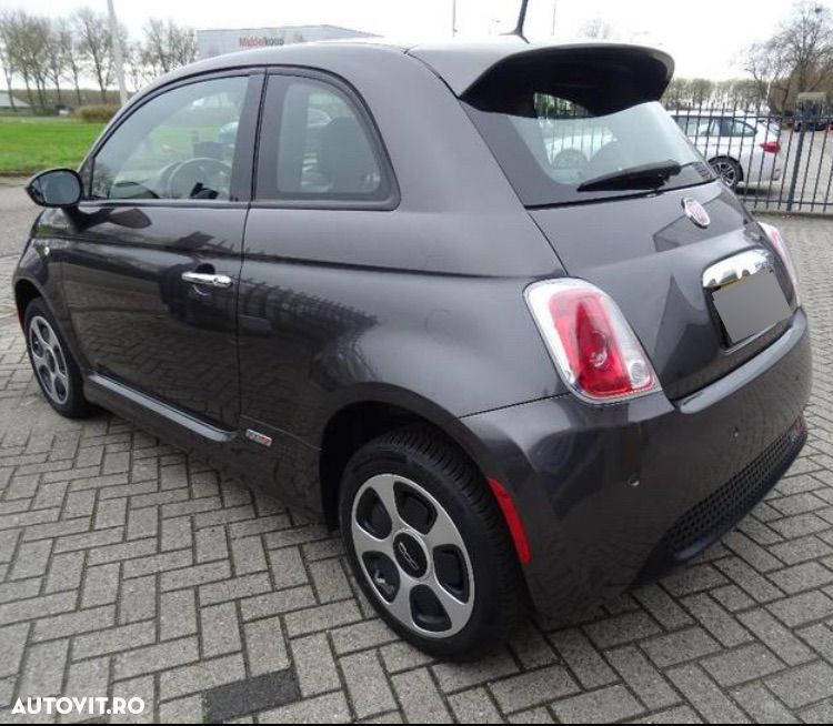 Fiat 500E - 7