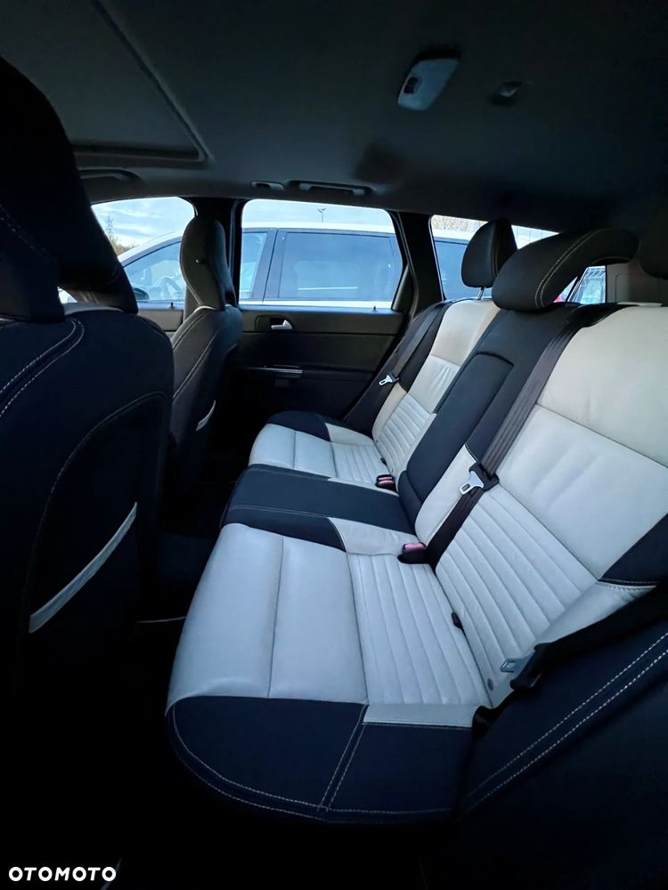 Volvo V50 2.0 RDesign Edition - 16