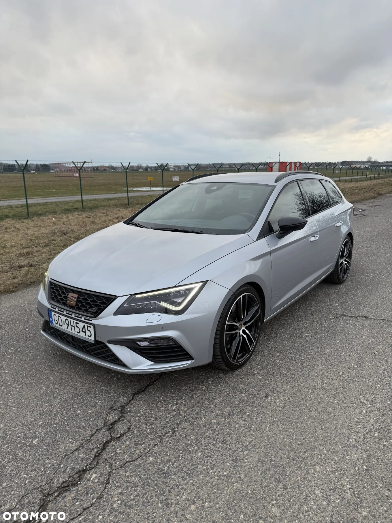 Seat Leon 2.0 TSI Cupra S&S 4Drive DSG - 2