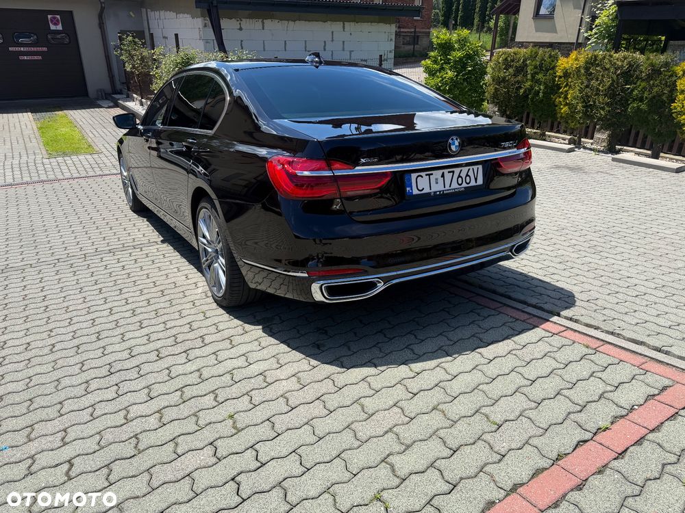 BMW Seria 7 750Li xDrive - 2