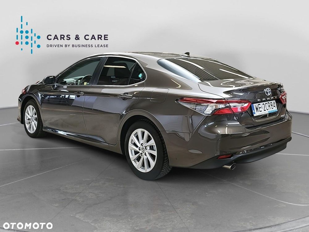 Toyota Camry 2.5 Hybrid Comfort CVT - 28