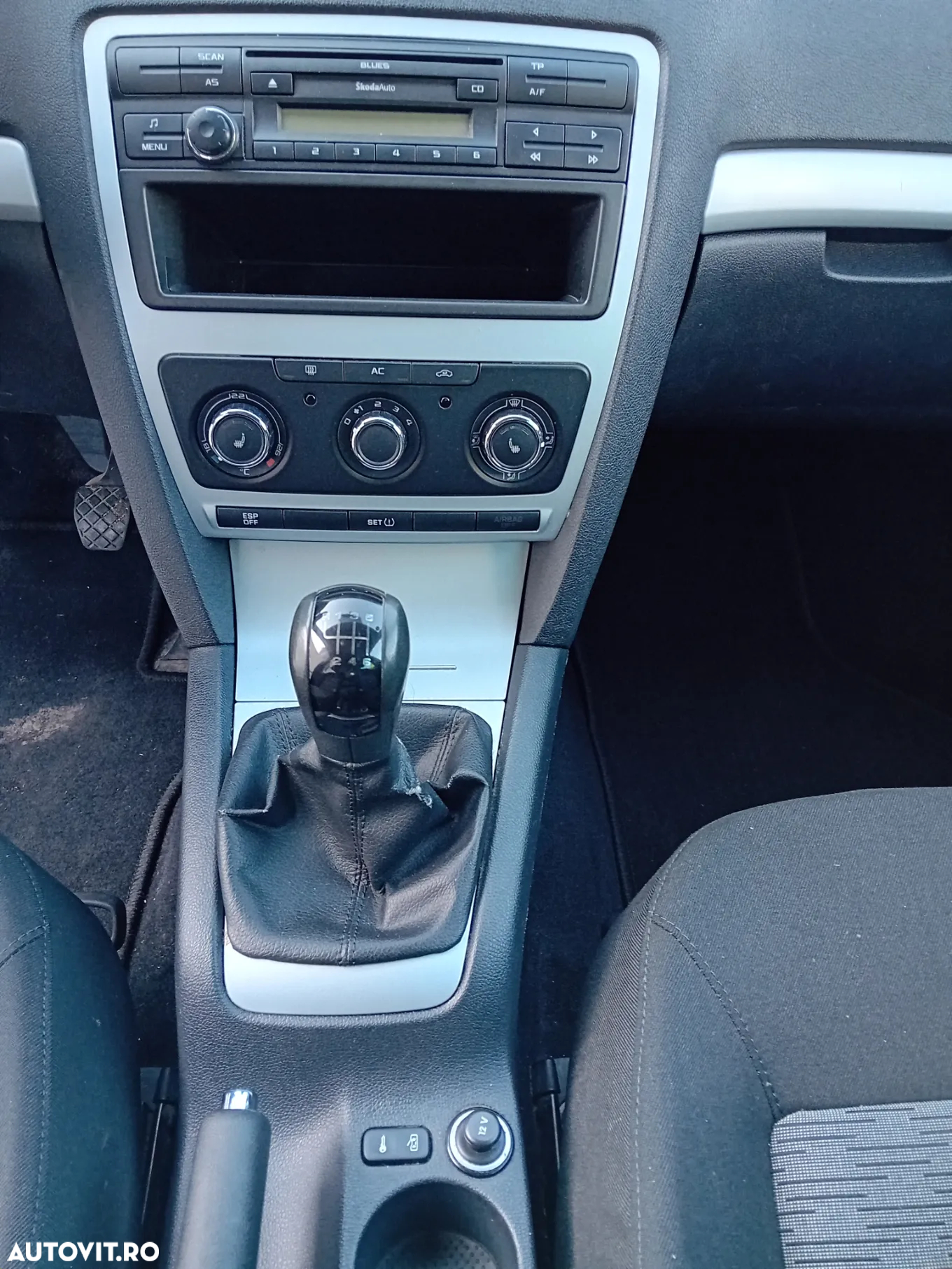 Skoda Octavia Combi 1.4 TSI FAMILY Green tec - 6