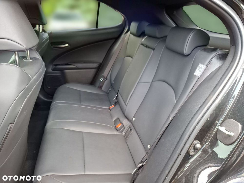 Lexus UX 250h GPF F Sport Design 2WD - 13