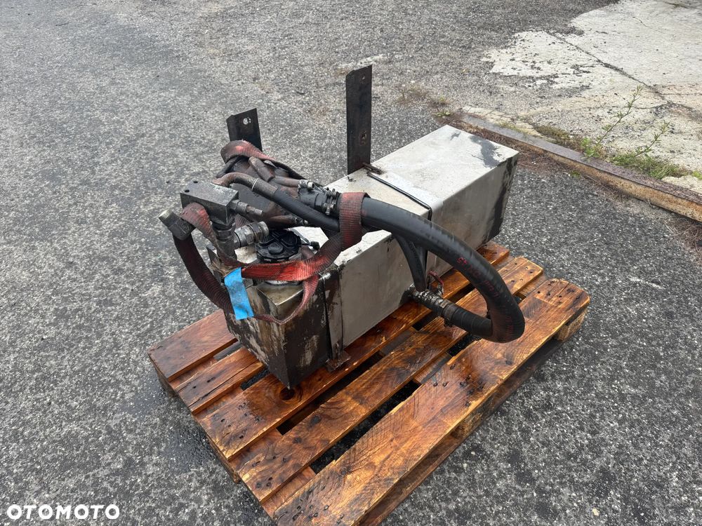 Zbiornik + pompa Hydraulika dwuobwodowa do Walking Floor - 2