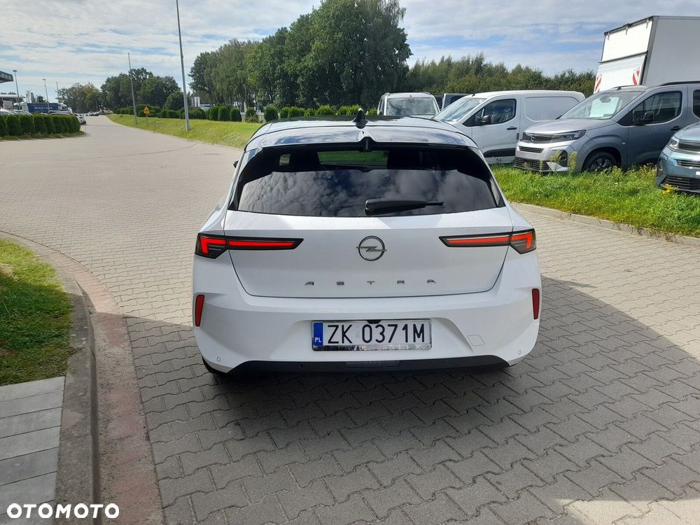 Opel Astra 1.2 T Elegance S&S - 6