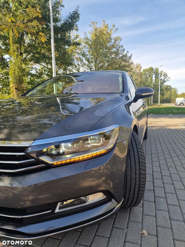 Volkswagen Passat 2.0 TDI BMT Highline DSG - 12
