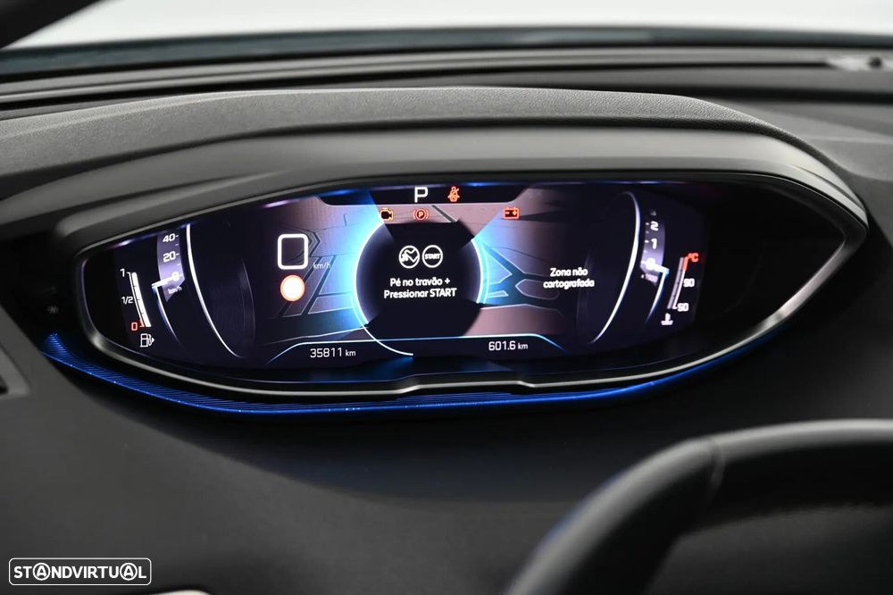 Peugeot 3008 1.2 PureTech Allure Pack EAT8 - 17