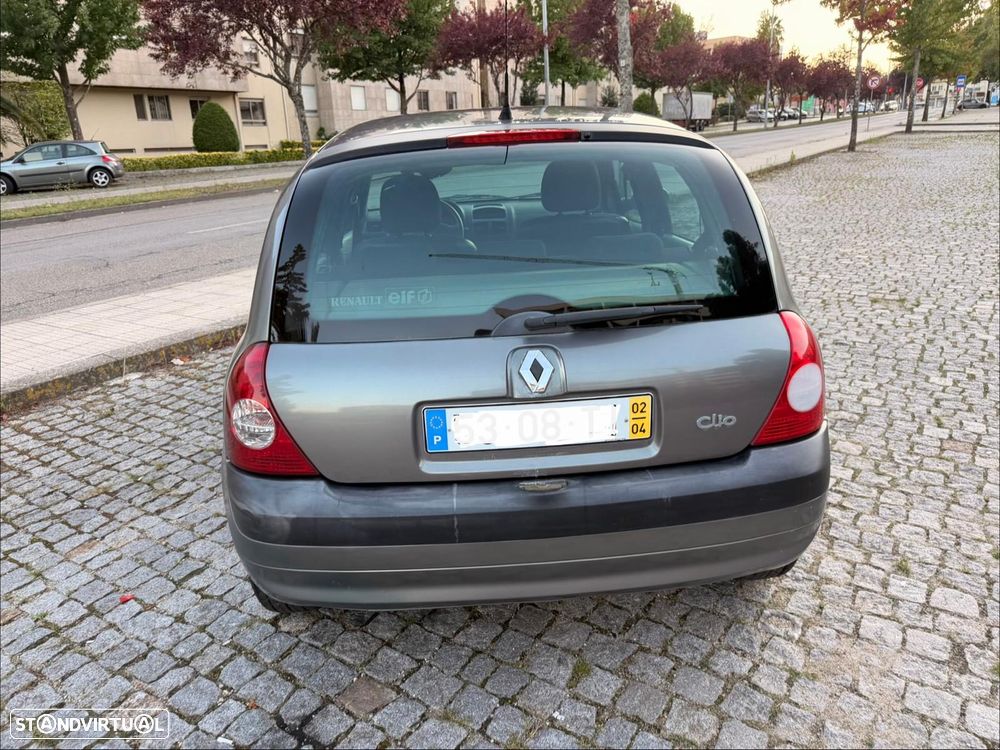 Renault Clio 1.2 16V Expression QuickS — fotografia 6