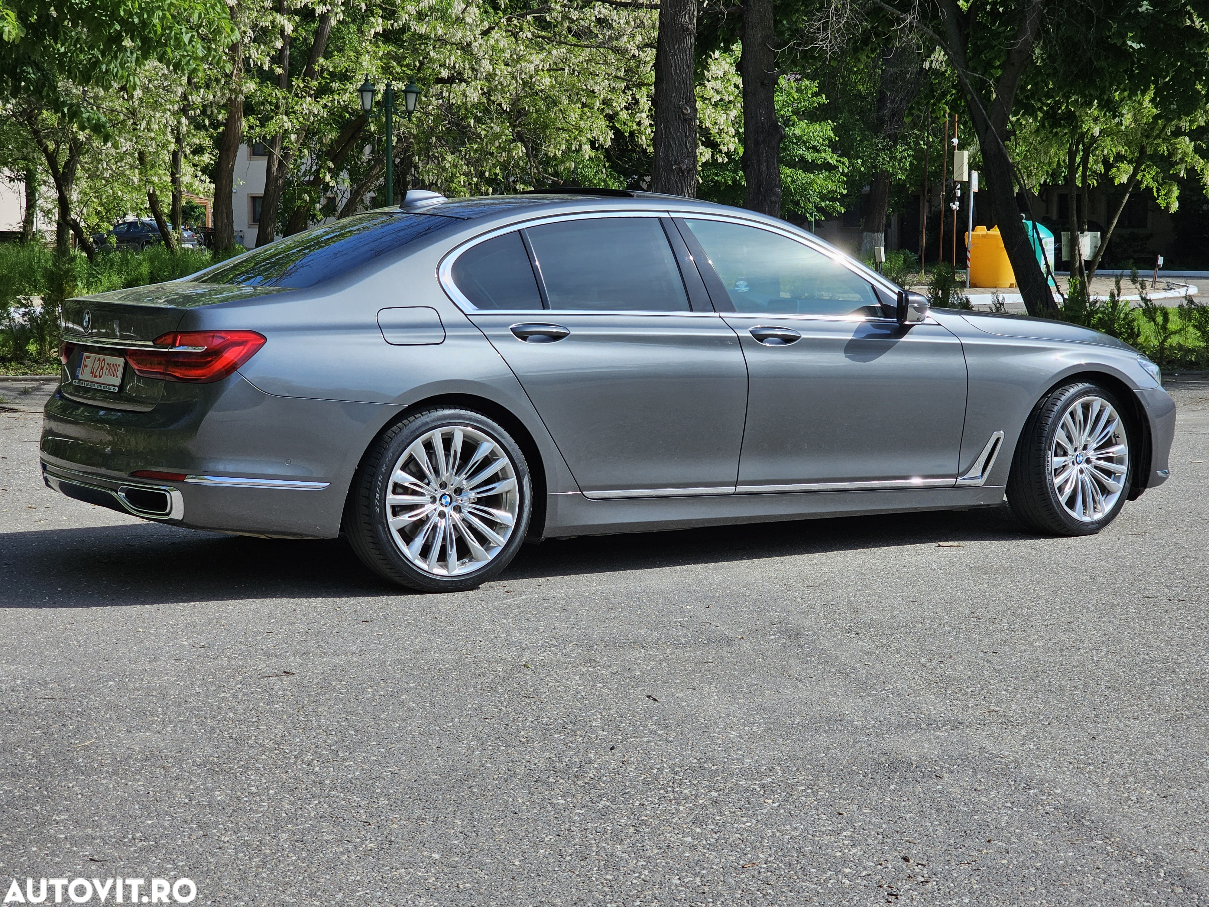 BMW Seria 7 730d - 2