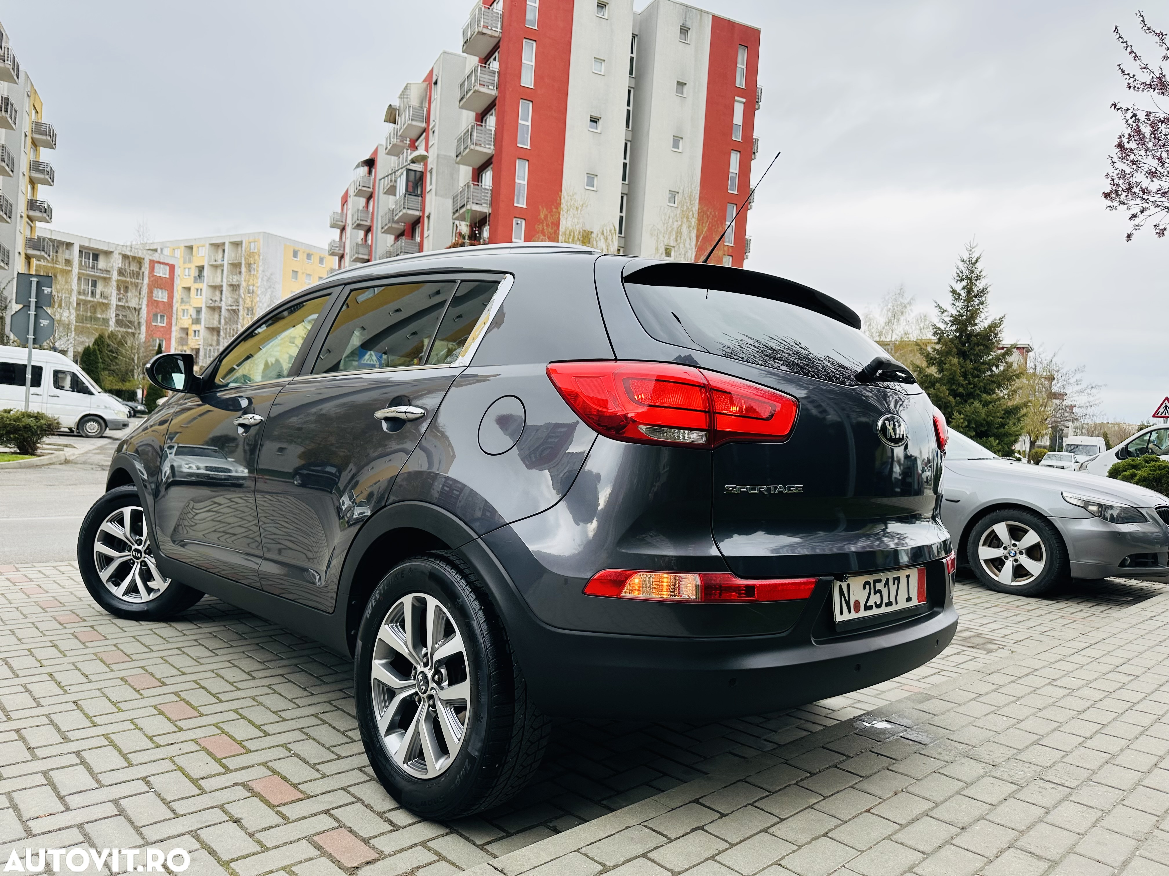 Kia Sportage 1.6 GDI 2WD Dream-Team Edition - 2