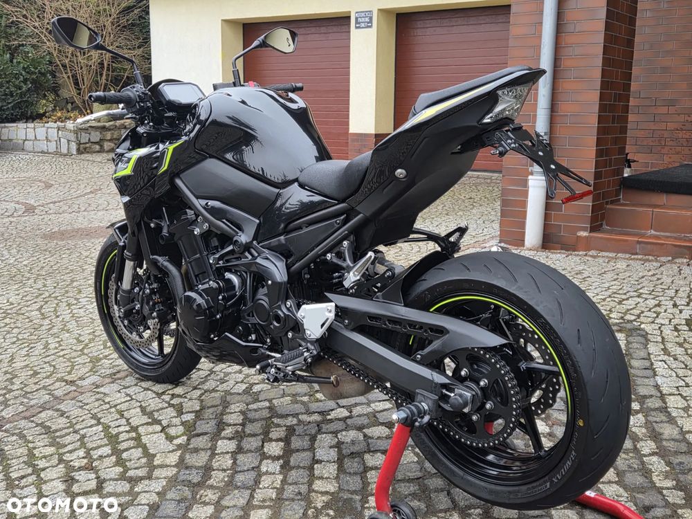 Kawasaki Z 900 - 5