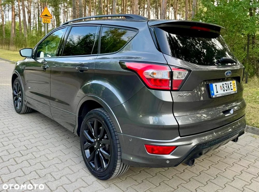 Ford Kuga 2.0 TDCi AWD ST-Line - 4