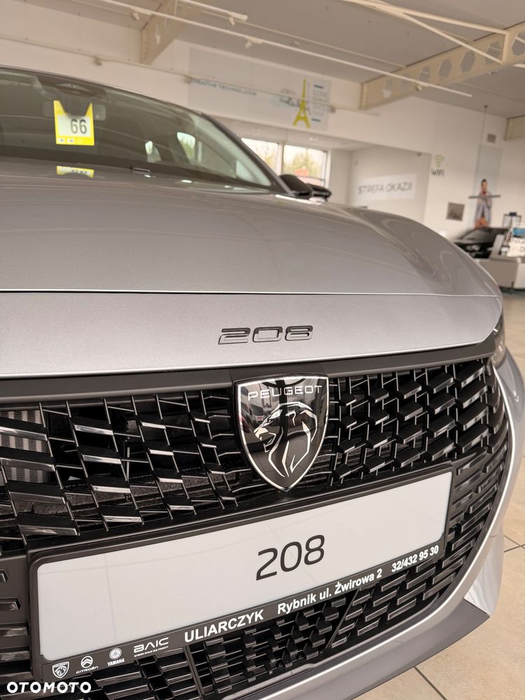 Peugeot 208 - 9