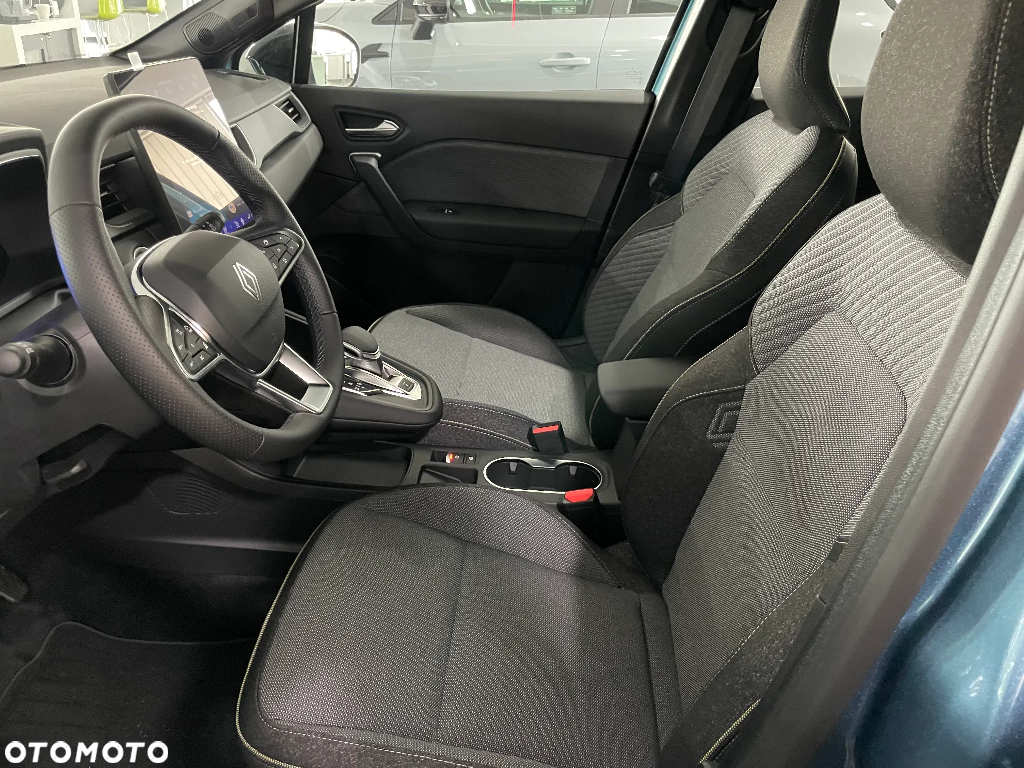 Renault Symbioz - 5