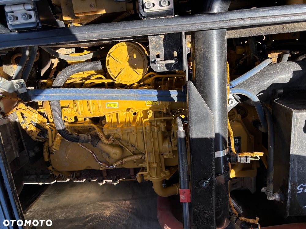 Caterpillar CAT M318F ROK 2019 PODPORY PLUG 1 WLASCICIEL - 13