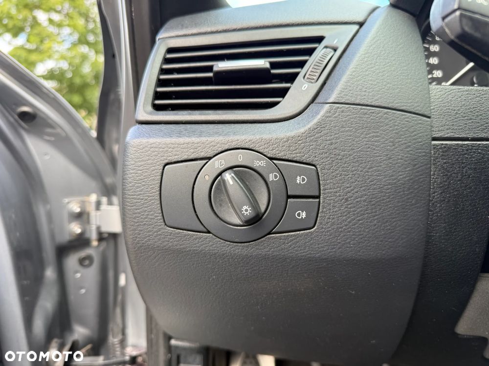 BMW X1 - 11