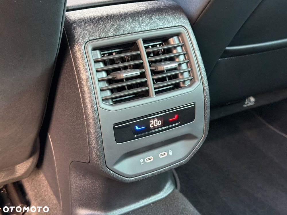 Cupra Formentor 1.5 eTSI mHEV DSG - 25